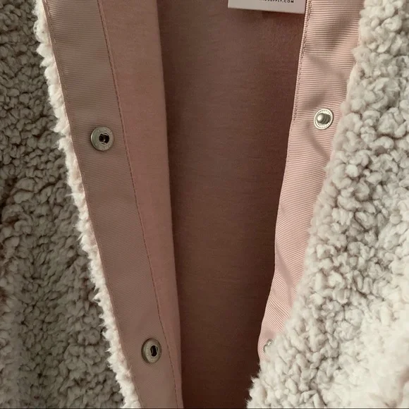 Pale Mauve Teddy Jacket - Picture 2 of 6